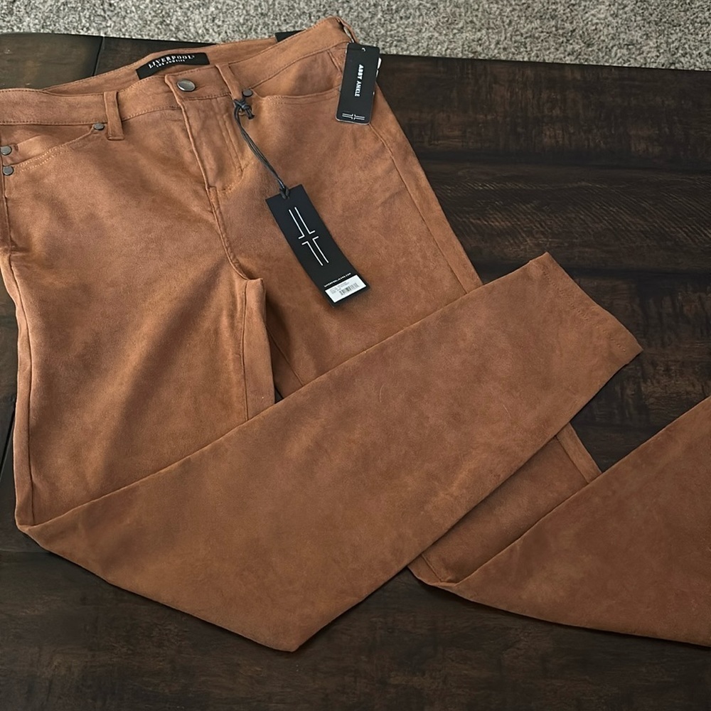 Chestnut Abby Liverpool ankle skinny jean in stretch suade